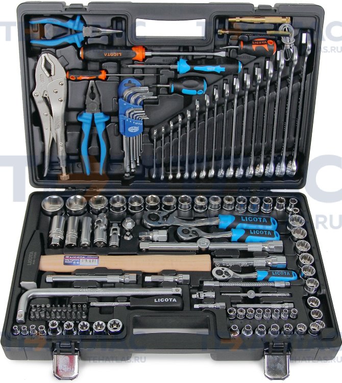 Licota ALK-8022F Набор инструмента 1/4", 3/8", 1/2", 6 и 12 гр. 131 предмет